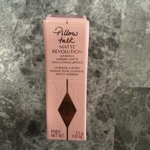 Pillow Talk MATTE REVOLUTION LIPSTICK